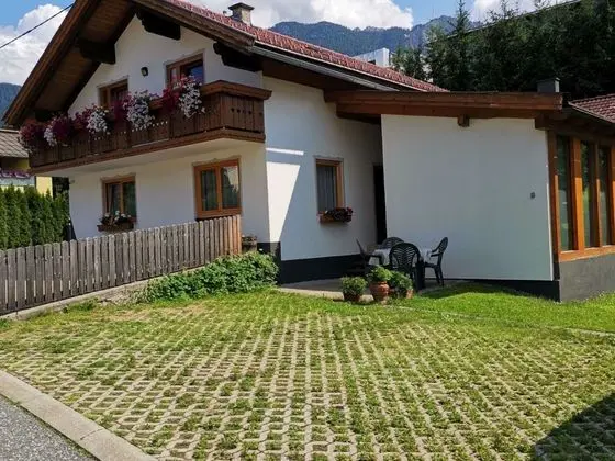 Luxury Apartment in Tröpolach Near Nassfeld Skiing Parking - Dış Mekan
