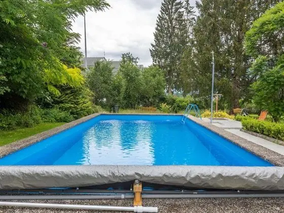 Luxury Apartment in Tröpolach Near Nassfeld Skiing Parking - Havuz