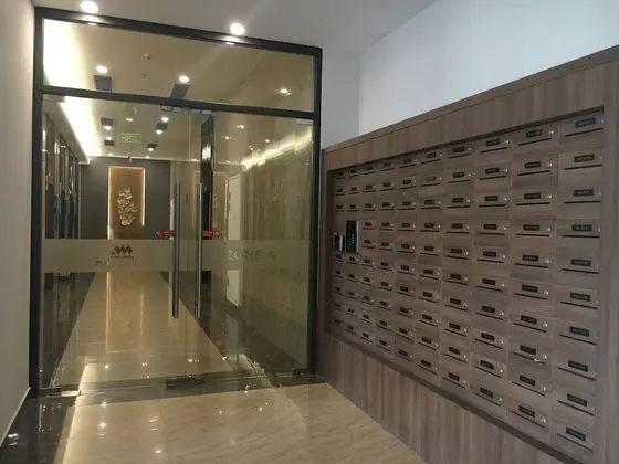 Luxury Apartment in Vinhomes Metropolis - Lobi