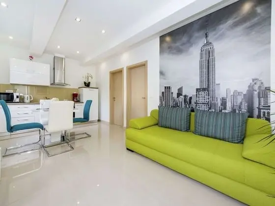 Luxury Apartment in Zadar With Covered Terrace