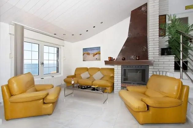 Luxury apt With 3 Balconies, Terrace & sea View - Öne Çıkan Resim