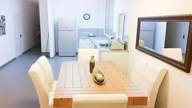 Luxury apt heart Bat-Yam 3 m walk beach - Öne Çıkan Resim