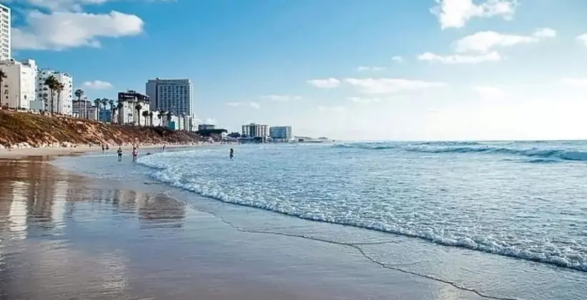 Luxury apt heart Bat-Yam 3 m walk beach - Plaj