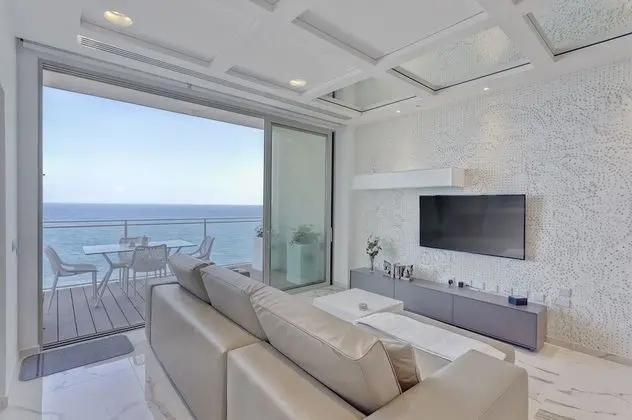 Luxury Apt Ocean Views in Tigne Point, With Pool - Öne Çıkan Resim
