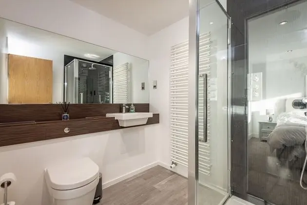 Luxury Balcony Apartment with Parking - Banyo Tipleri