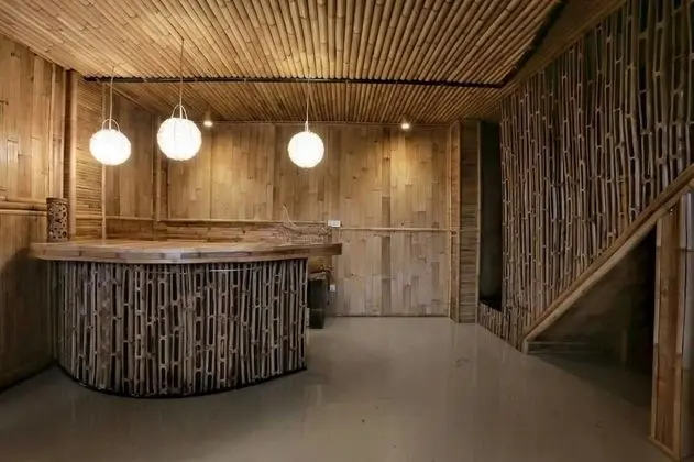 Luxury Bamboo Hostel - Lobi