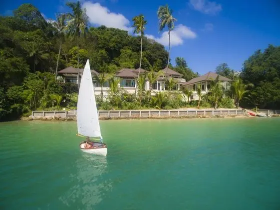 Luxury Beach Front Noble House Villa - Plaj