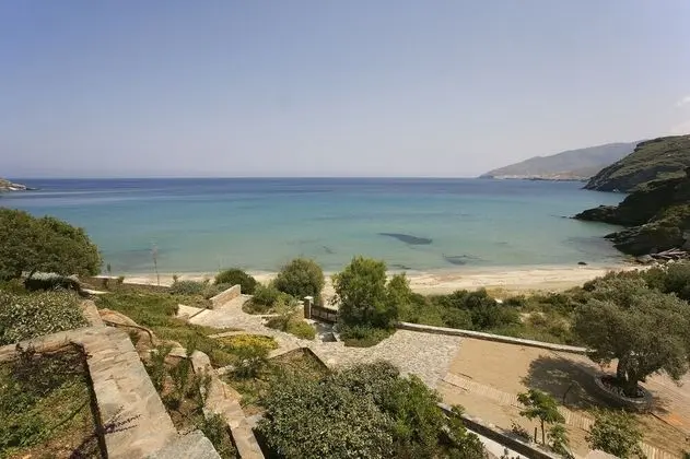 Luxury Villa By The Beach by VillaRentalsgr - Plaj