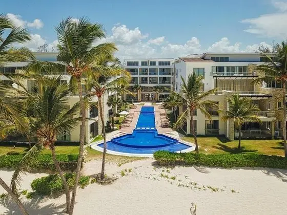 Luxury Beachfront Condo A-101