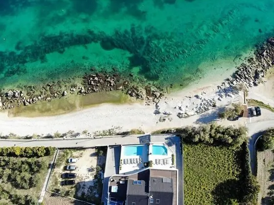 Luxury Beachfront Villa Sea Queen - Plaj