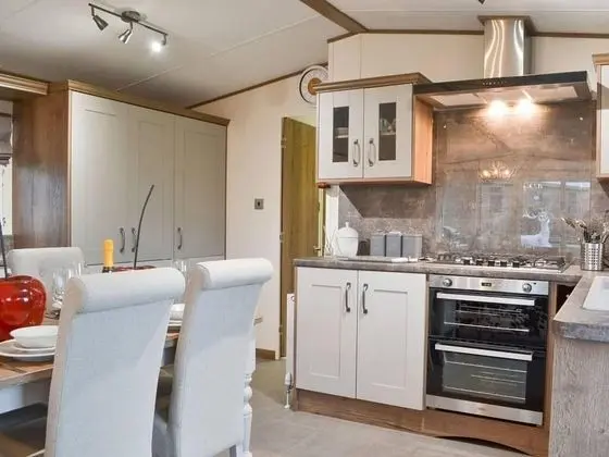 Luxury Boutique Style Lodge With hot tub - Mutfak