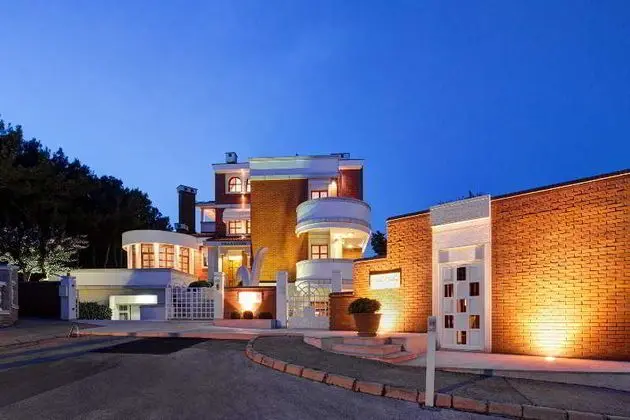 Luxury boutique hotel Villa Vulin