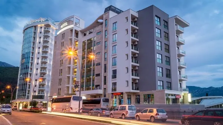 Luxury Budva Center Apartments - Dış Mekan