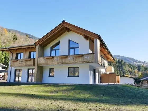 Luxury Chalet in Saalbach-hinterglemm With Sauna - Dış Mekan
