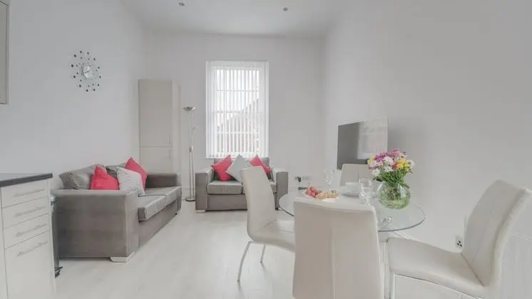 Luxury City Centre Apartment With Fantastic City Views - Yerinde Yemek