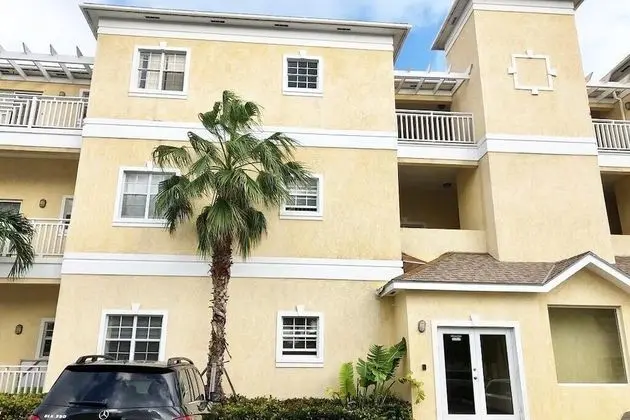 Luxury Condo at Venito