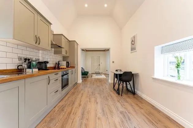 Luxury Converted 1 Bedroom Rugby Near M1 and M6
