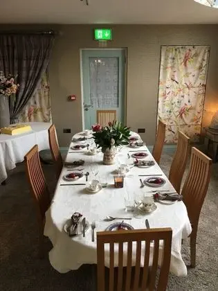 Luxury Cottage Clocktower/royal Hillsborough - İç Mekan