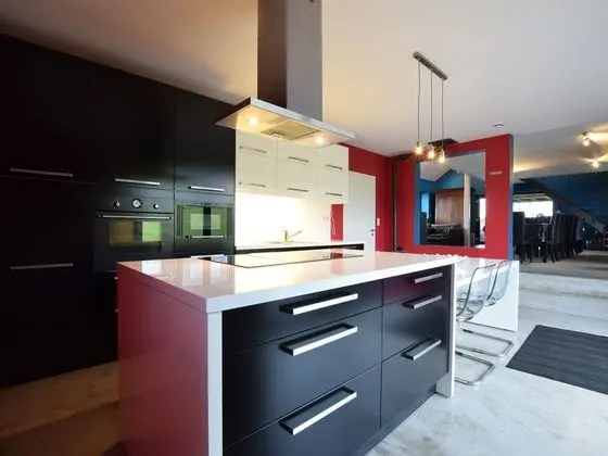 Luxury Cottage in Vaux-sur-Sûre with Hot Tub - Mutfak