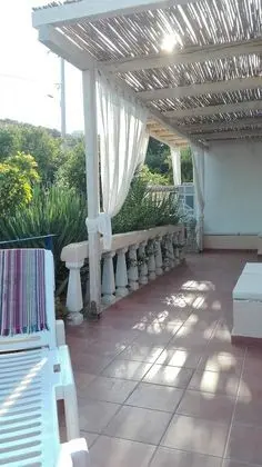 Luxury Cozy Villa With Garden Near The Sea - Dış Mekan