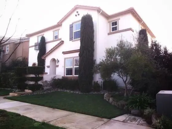 Luxury Custom Home in Oakdale Parkview
