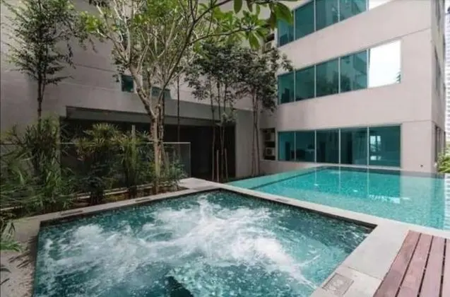 Luxury Deluxe Studios At Mercu Summer Suites - Havuz