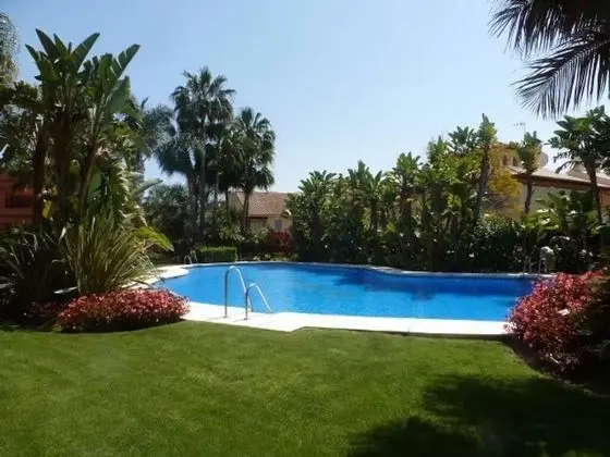 Luxury El Embrujo