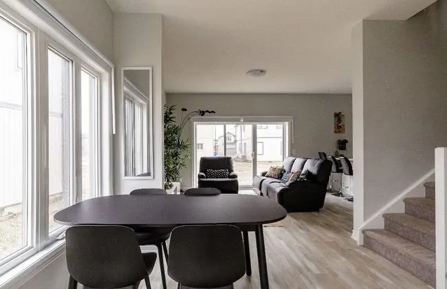 Luxury Entire house mins Niagara falls & Brock uni - Yerinde Yemek