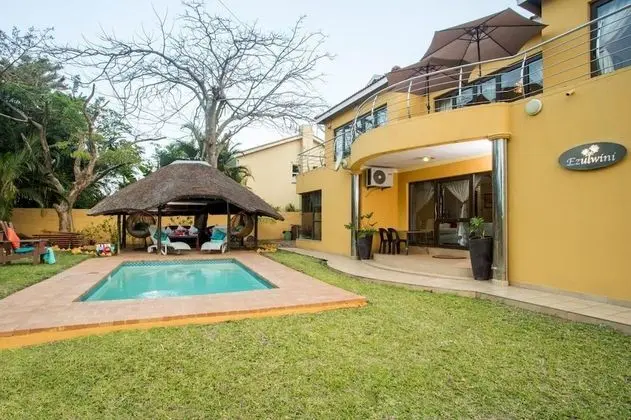 Luxury Executive Double Room for 2 Guests With Ensuite Bathroom, in Ballito - Havuz