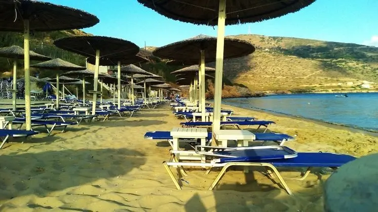 Luxury Family Apartment - Pool, Seaview, 200m Beach - Plaj
