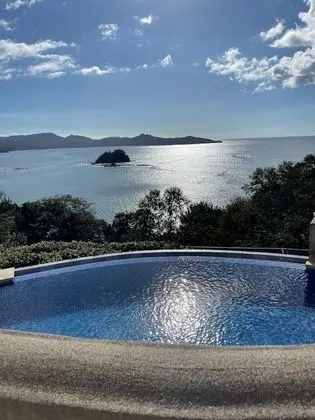Luxury Flamingo Condo With big Ocean Views