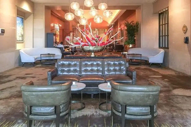 Luxury Four Seasons Resort Great Views