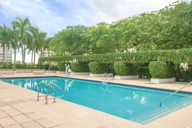 Luxury Four Seasons Resort Great Views