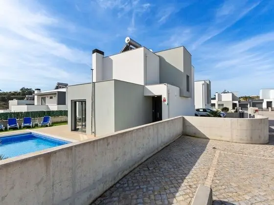 Luxury Villa in Foz de Arelho With Private Swimming Pool - Dış Mekan