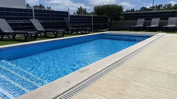 Luxury Villa in Foz de Arelho With Private Swimming Pool - Dış Mekan