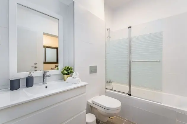 luxury garden apartment heated pool - Banyo Tipleri