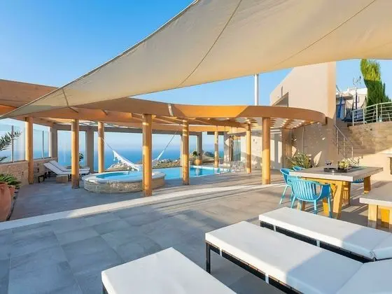 Luxury Villa With Heated Pool, Hamam, Hydromassage, Billiard, 700m to the Beach - Havuz