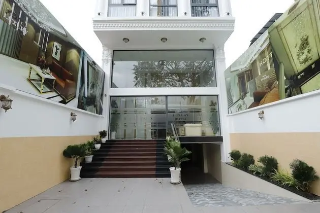 Luxury Hotel