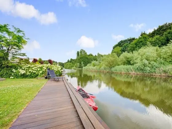 Luxury Holiday Home in Harderwijk With a Jacuzzi - Dış Mekan