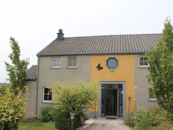Luxury Holiday Home in Marchin With Wellness
