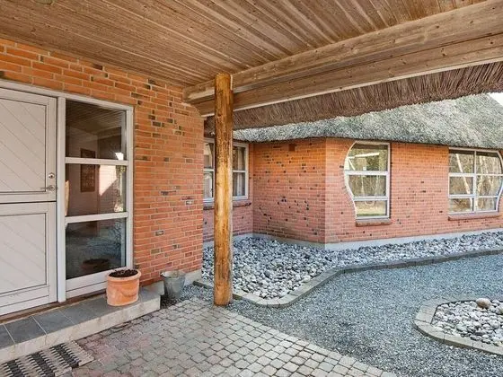 Luxury Holiday Home in Rømø with Hot Tub