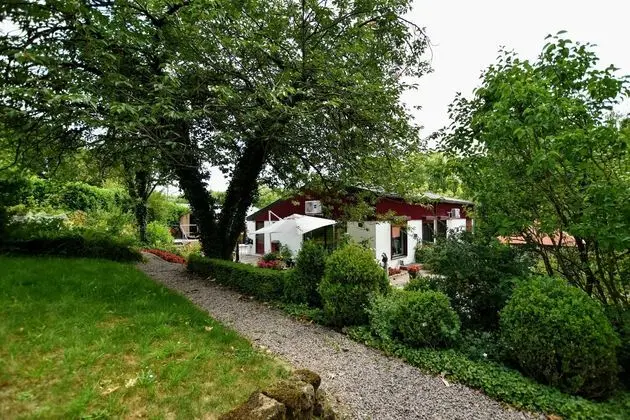 Luxury Holiday Home in the South of Limburg Province with Hot Tub, Sauna, Large Garden - Dış Mekan