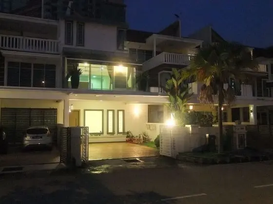 Luxury Holiday Homestay by iBook Homestay - Dış Mekan