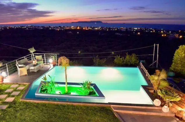 Luxury Holiday Villas Gouves - Havuz