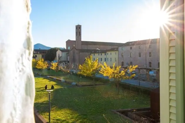 Luxury Home With Free Private Parking Inside Lucca