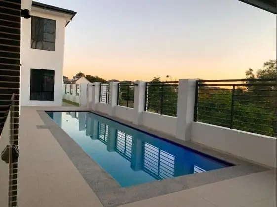 Luxury House Collection Six beds - Havuz