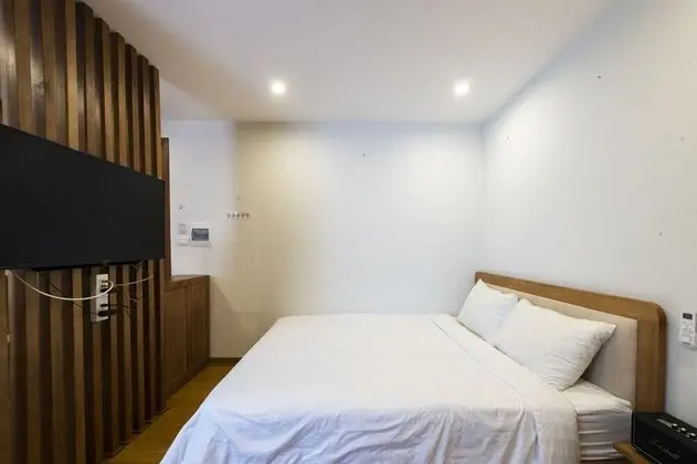 Luxury Housing Art Gallery 39 Linh Lang - Oda
