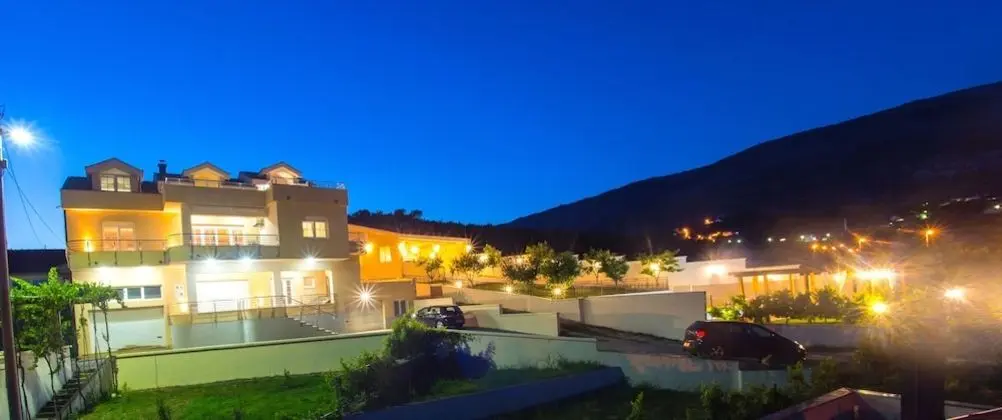 Luxury villa Imperial - with the vineyard views - Dış Mekan