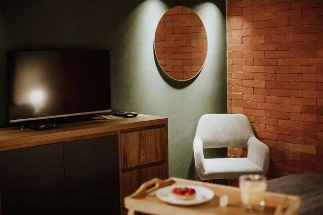 Luxury Inn - Öne Çıkan Resim