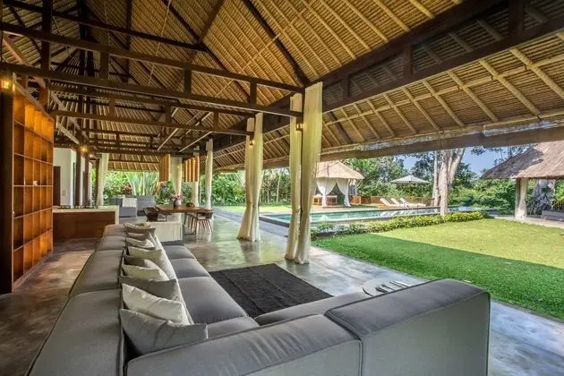 Luxury Jungle Villa, 3 BR, Ubud With Staff - Havuz
